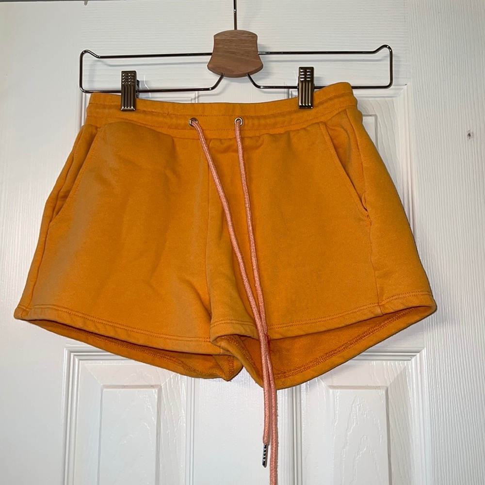CLOSET SALE — Orange Shorts Fashion Nova Waist Tie Short Short Pockets XS